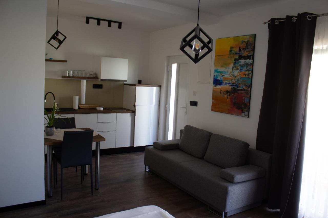 Apartments Villa Jelena Vodice Kültér fotó