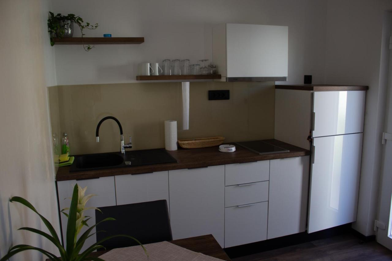 Apartments Villa Jelena Vodice Kültér fotó
