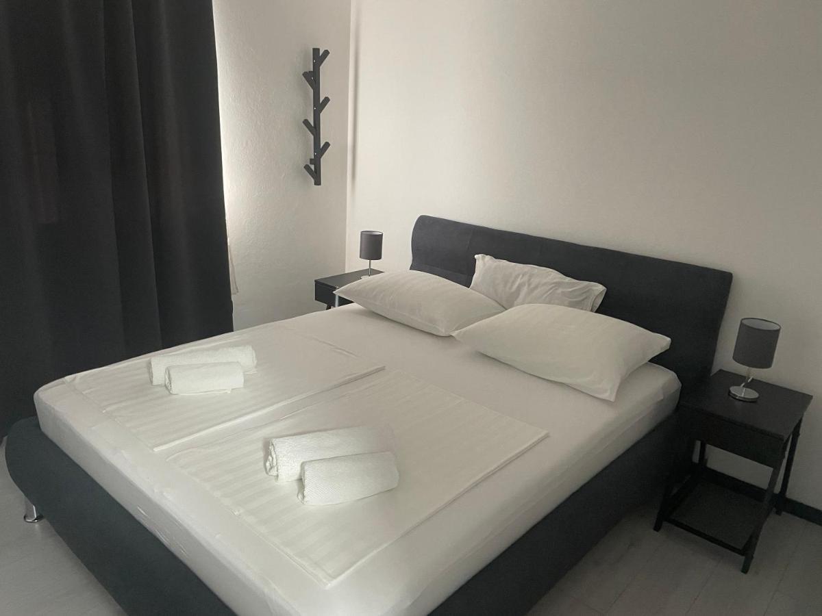 Apartments Villa Jelena Vodice Kültér fotó